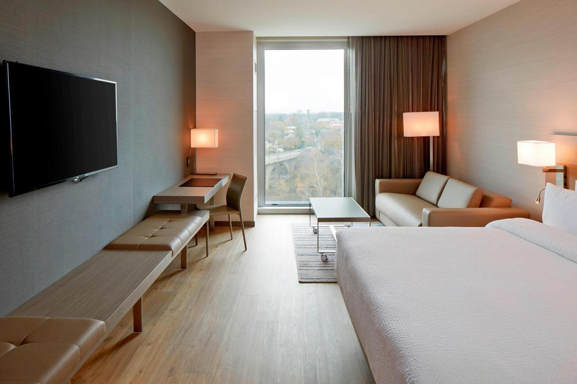Ac Columbus 4* Dublin