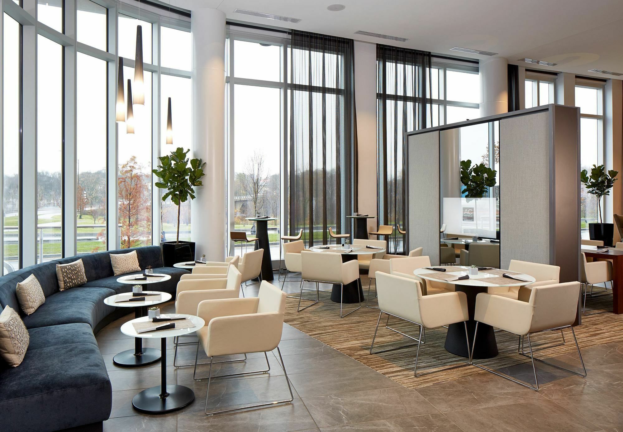 Ac Columbus 4*